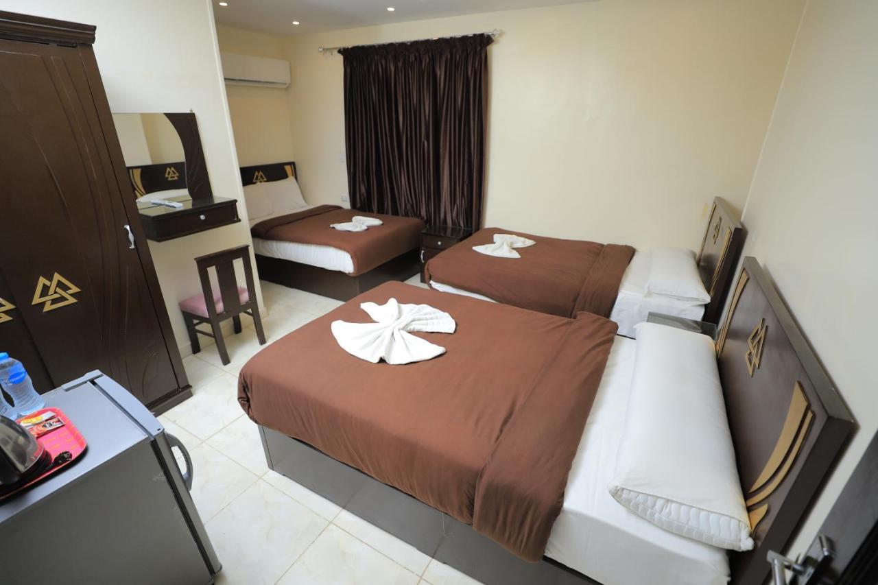 Pyramids Express 3* Cairo
