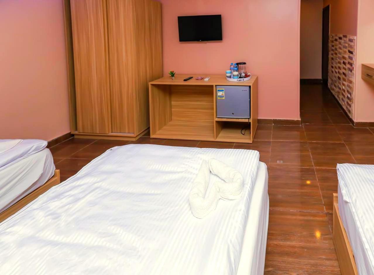 Pyramids Express Hotel 3*